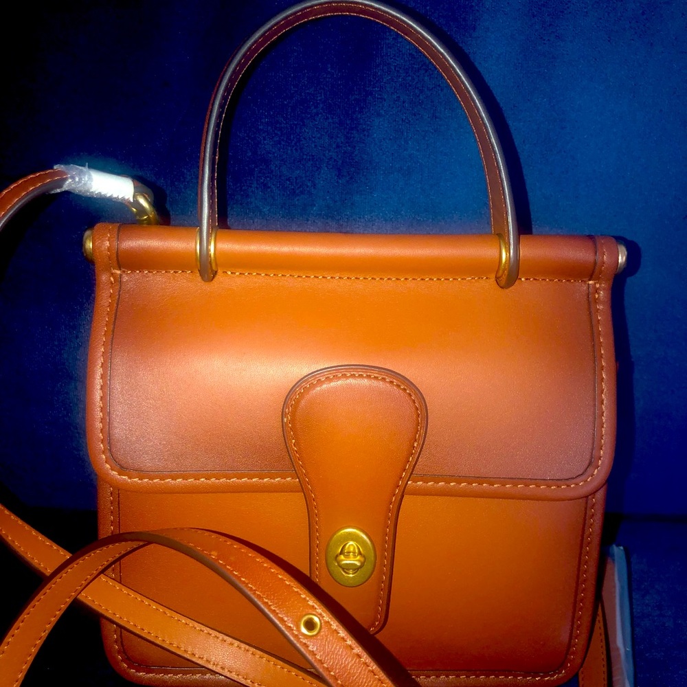 Coach Willis Top Handle 18
